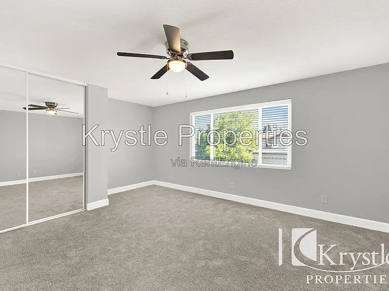824 Cedarcrest Dr — Photo 27