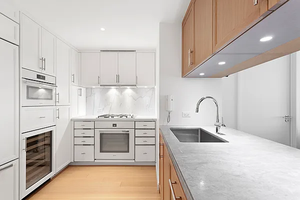 Rented by Compass | media 12