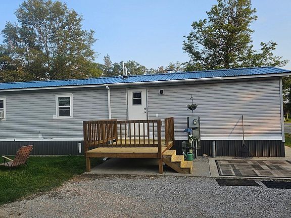 2nd image of 208 Crestwood Dr