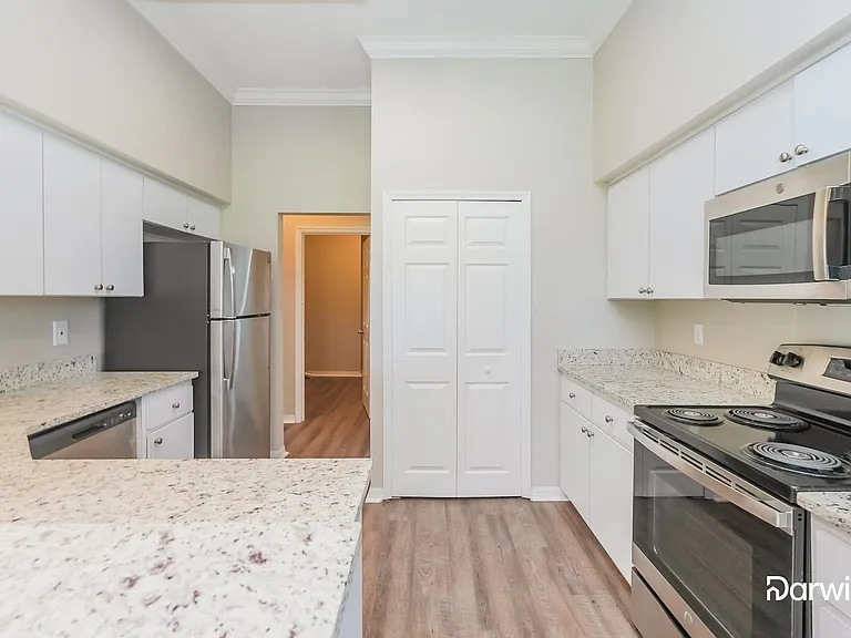 4122 Chesterfield Dr — Photo 7