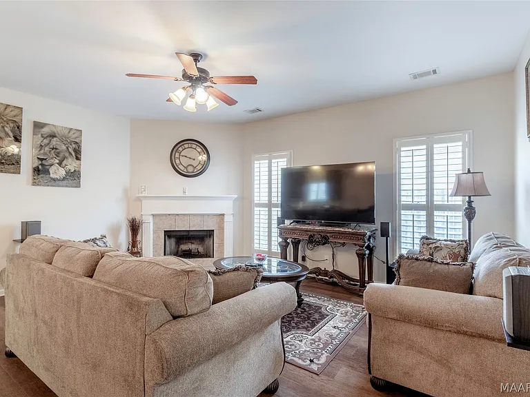 3909 Brookshire Way — Photo 18