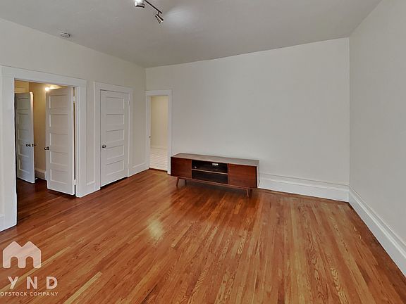 3rd image of 1729 4th Ave Unit 1729