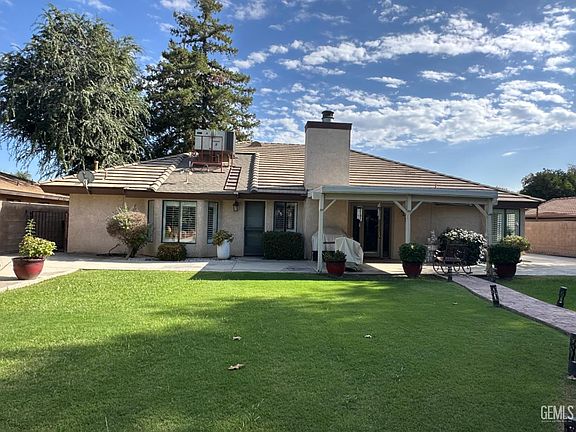 4th image of 13408 Frenchglen Ave