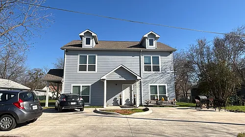 620 Railroad Ave #104 Photo 1