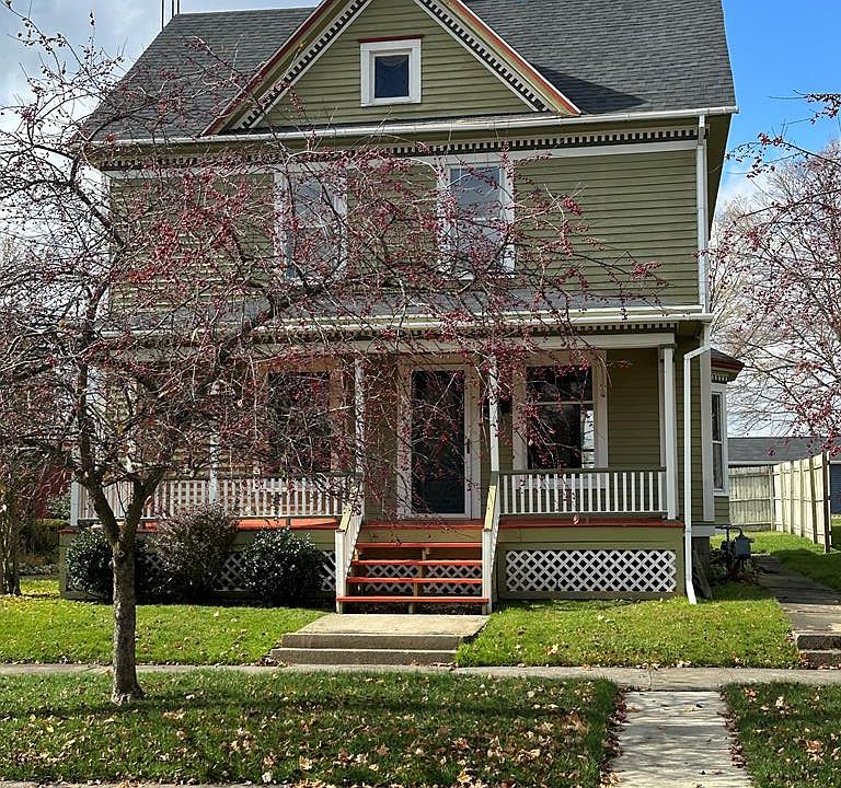 1st image of 122 S Jefferson St