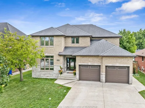 510 Huron St, Lasalle, ON N9J 3Z4