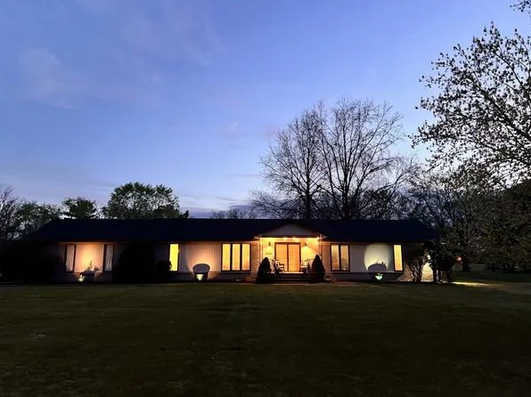 211 Lake Terrace Dr, Hendersonville, TN 37075