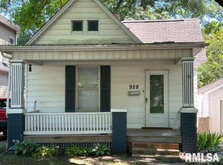 928 S Cleveland Ave, Springfield, IL 62704