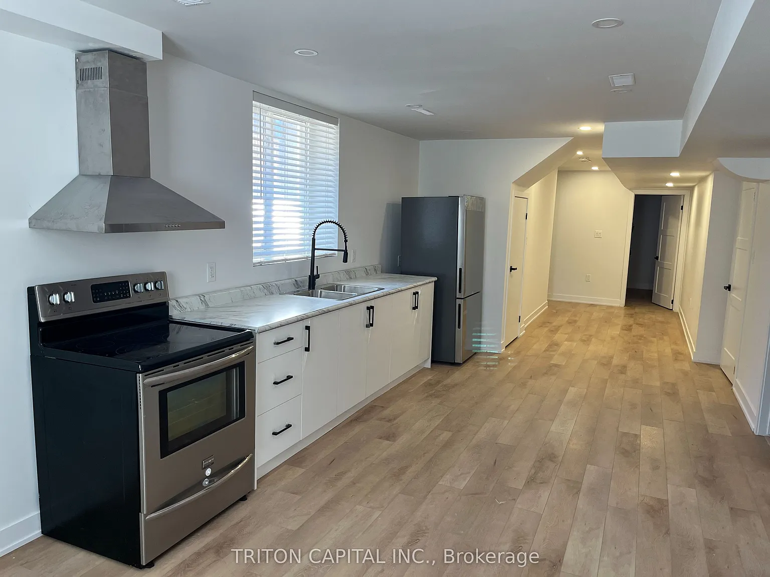 2 bed, $1,550 — Photo 2