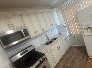 16124 84th Rd Floor 1, Jamaica, NY 11432