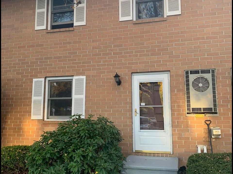 1st image of 611 Elmwood Dr