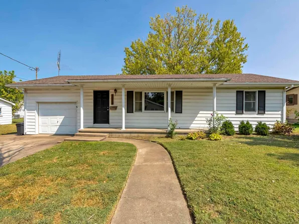1007 N Johnson St, Marion, IL 62959