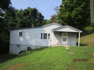 3008 American Ridge Rd, New Martinsville, WV 26155