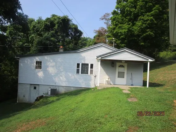 3008 American Ridge Rd, New Martinsville, WV 26155