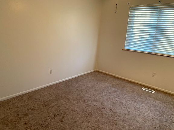 2nd Bedroom_02042022