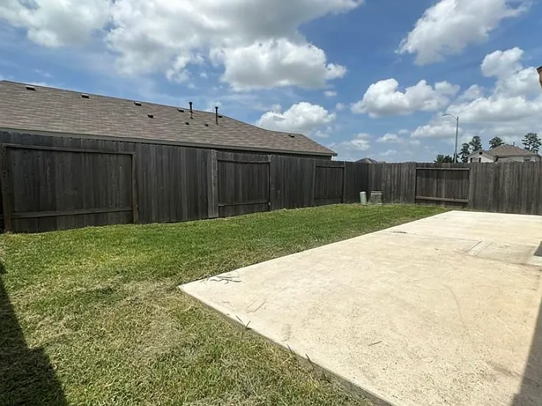 4310 Whisky River Dr — Photo 25
