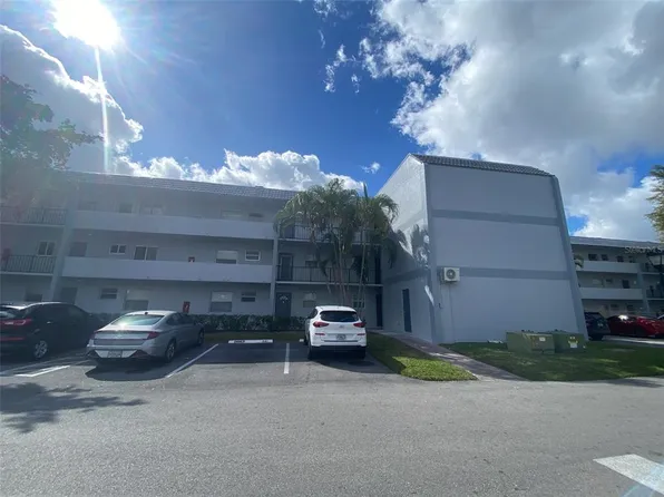 8350 Sands Point Blvd APT 205E, Tamarac, FL 33321