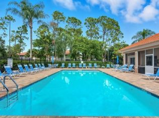 280 Robin Hood Cir UNIT 102, Naples, FL 34104