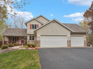 37417 Hallmark Dr, North Branch, MN 55056