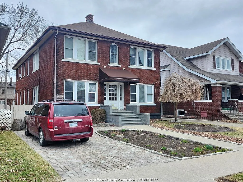 2 bed, $1,425 — Photo 2