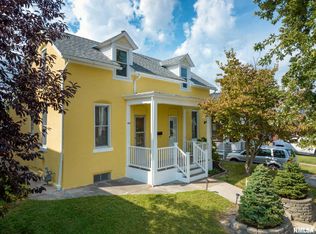 820 S 13th St, Quincy, IL 62301