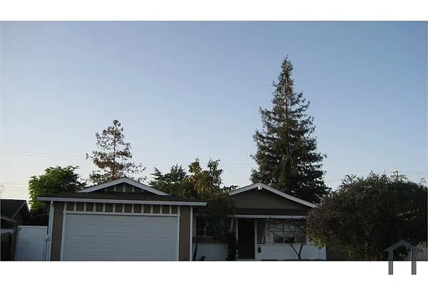 3423 Mount Everest Dr photo 1