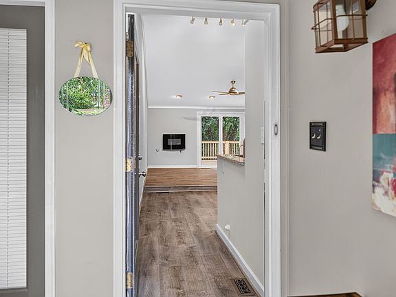 5th image of 2957 Candlelight Way