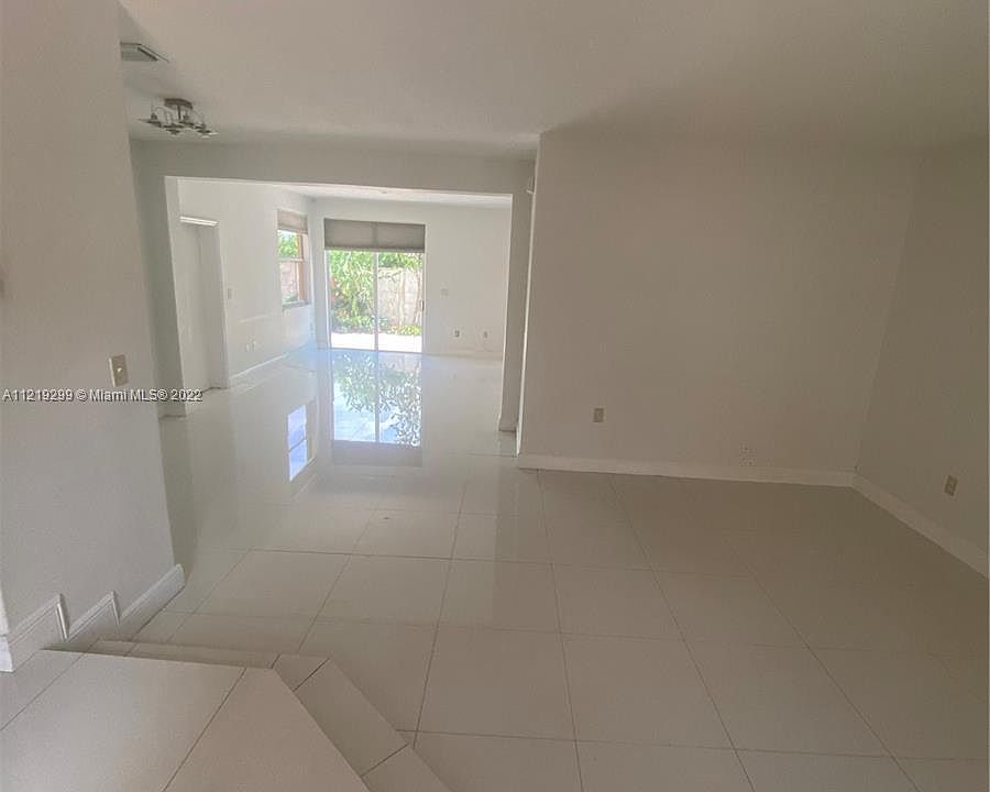 1st image of 10912 NW 51st Ln