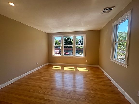 3rd image of 1357 Massachusetts Ave #1