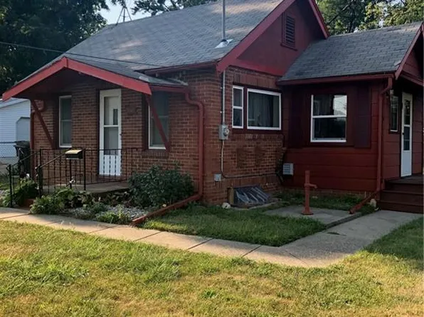5109 Douglas Ave, Des Moines, IA 50310