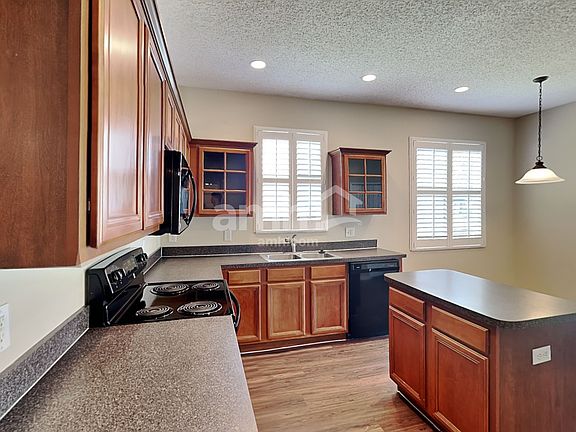 4th image of 2750 Eagle Glen Cir