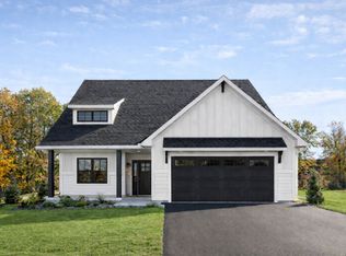 1774 Campfire Dr W, Waconia, MN 55387