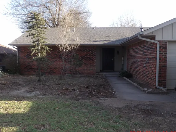 404 Elwood Dr, Edmond, OK 73013