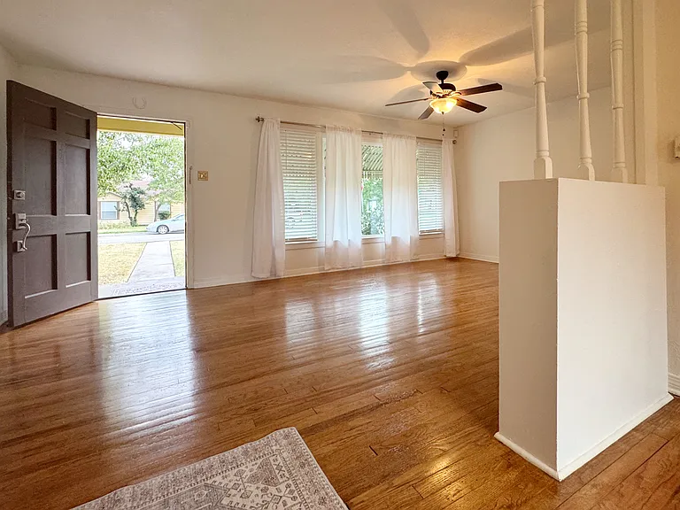 718 Cordell St — Photo 3