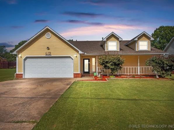 612 S White Ave, Wagoner, OK 74467
