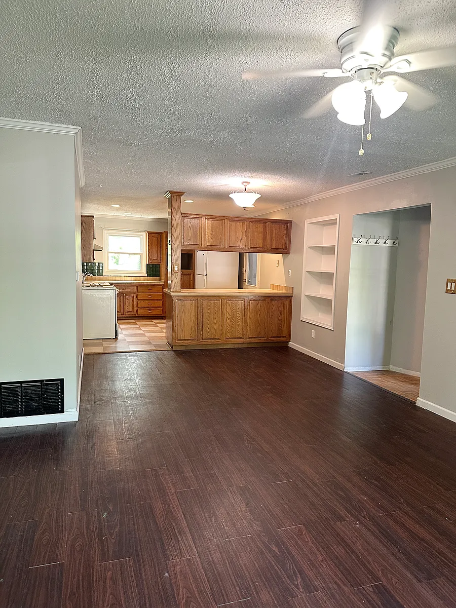 Building Photo - 2603 Belle Haven Dr
