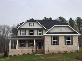 6908 River Gate Ct, Oak Ridge, NC 27310