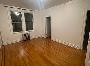 30-87 44th St #1, Astoria, NY 11103