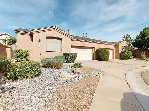 3rd image of 8208 Calle Avion NE