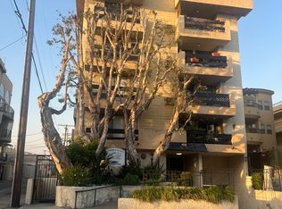 Amherst Plaza, Los Angeles, CA 90025