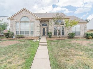 5617 Willowbrook Dr, Rowlett, TX 75088
