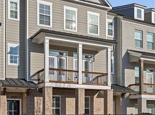 1030 Rivermont Aly, Roswell, GA 30076