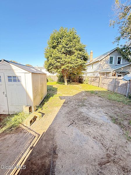 2nd image of 2513 Barton Avenue
