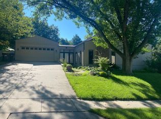 336 Macbride Rd, Iowa City, IA 52246