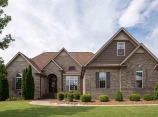 12814 Brookhaven Cir, Athens, AL 35613