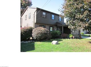 1820 Chapel Hill Dr, Youngstown, OH 44511