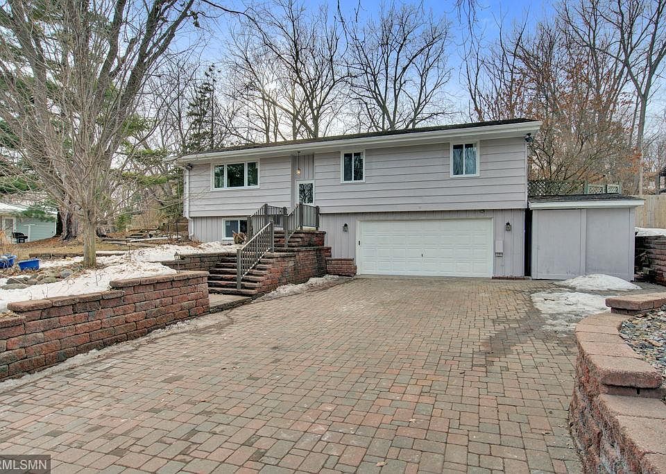 1st image of 15124 Park Ave