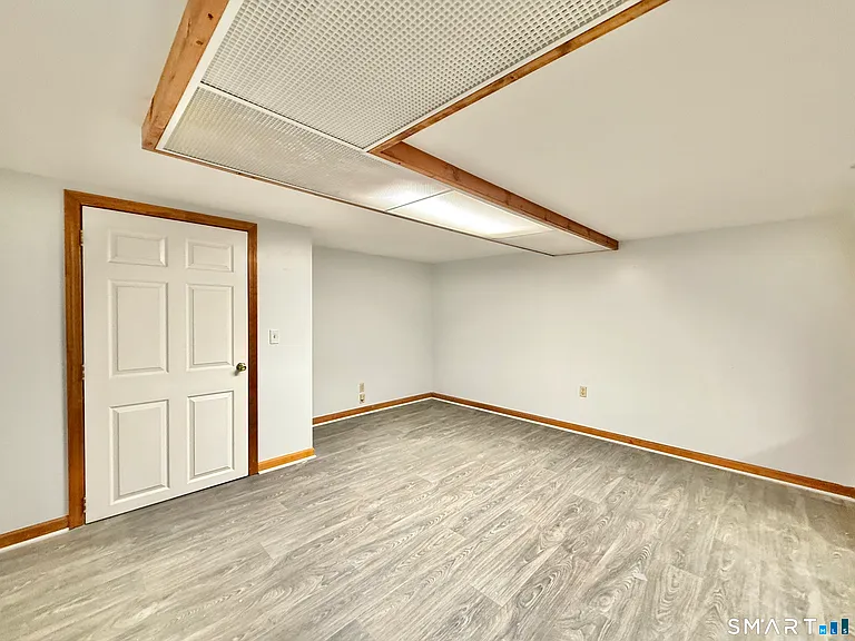 112 Ochsner Pl — Photo 32