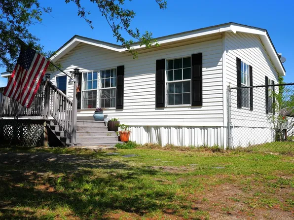 980 Woodwinds Dr., Conway, SC 29526