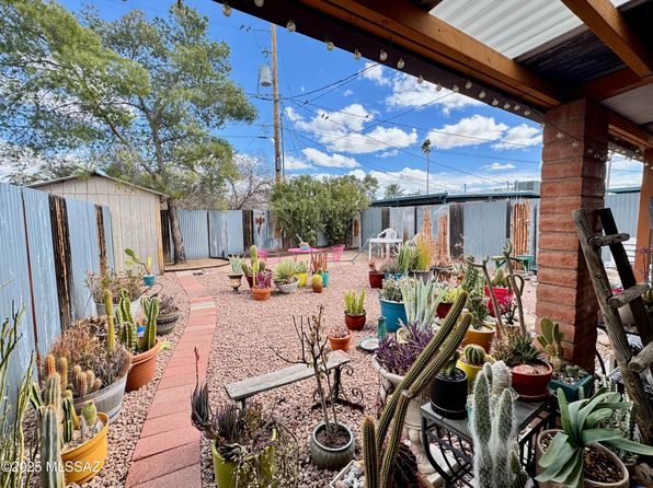 tucson-arizona-448592735 picture